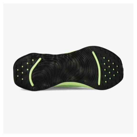 Кроссовки Nike Motiva Barely Volt/Volt Tint/Black/Volt DV1237-700 (Оригинал) - фото №4