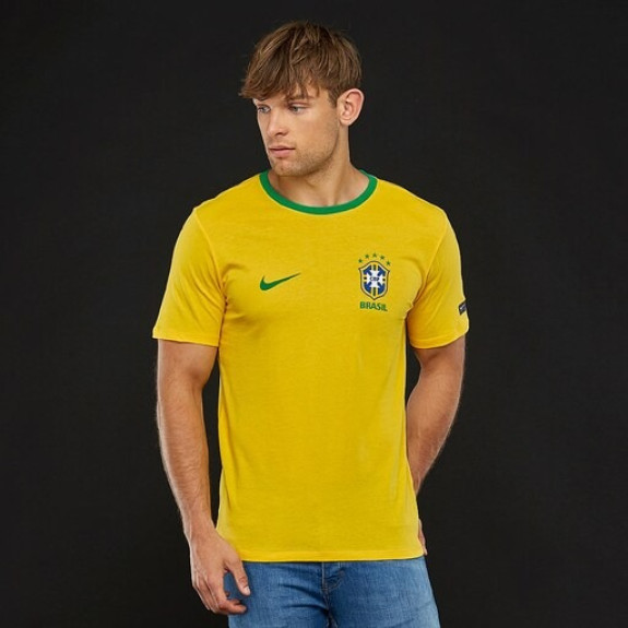 Футболка Nike Brasil Tee Crest 888320-749 (Оригінал) Футболка Nike Brasil Tee Crest 888320-749 (Оригінал)