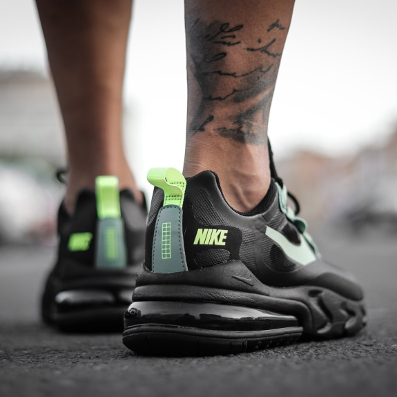 Кроссовки Nike Air Max 270 React CW7474-001 (Оригинал) - фото №4