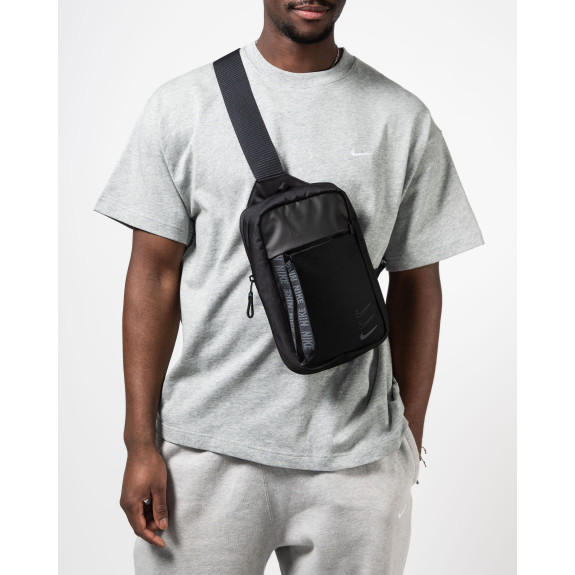 Сумка Nike Sportswear Essentials Hip Pack BA6144-011 (Оригінал) - фото №2