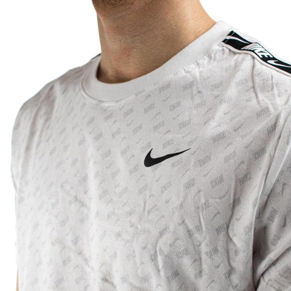 Футболка Nike Men NSW Repeat Ss Tee Prnt DD3777-100 (Оригінал) - фото №4