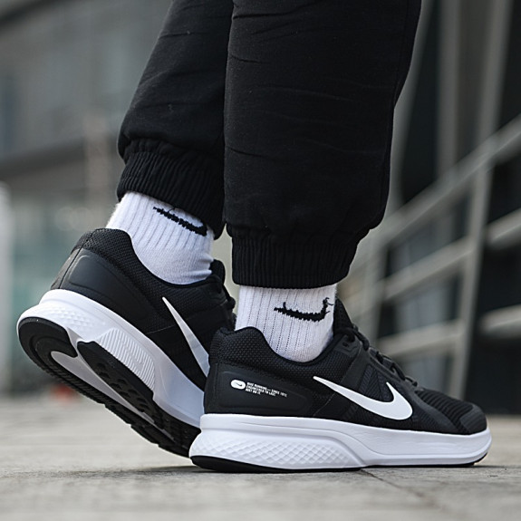 Кросівки Nike Run Swift 2 CU3517-004 (Оригінал) - фото №2