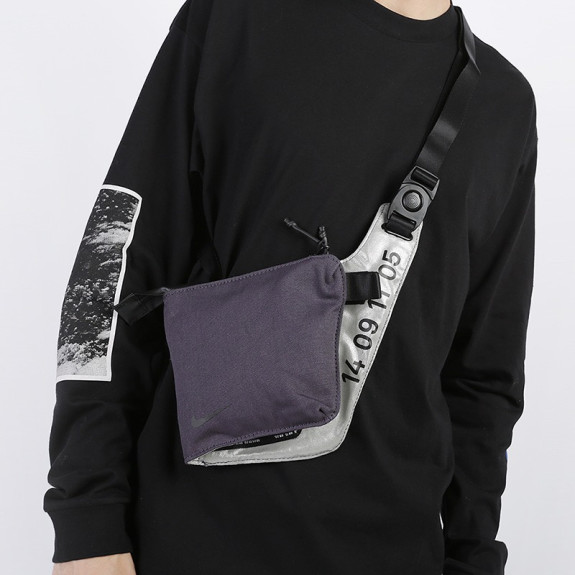 Сумка Nike Tech Cross-Body BA5918-015 (Оригінал) - фото №2