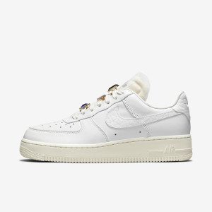 Жіночі Кросівки Nike Air Force 1 Low Premium DN5463-100 (Оригінал)