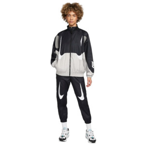 Жіноча Куртка Nike Women Sportwear Woven Jacket Air Max Day DM6084-010 (Оригінал)