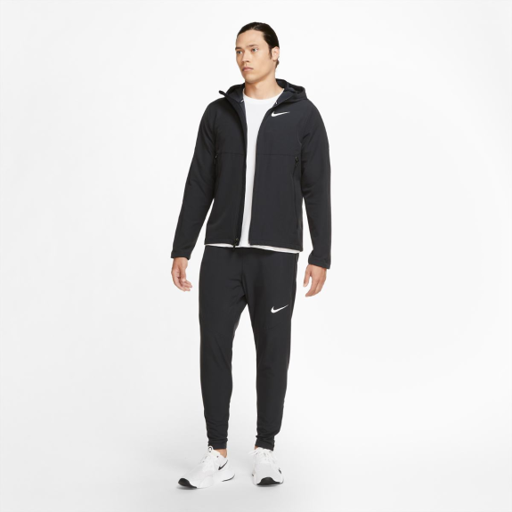 Куртка Nike Winterised Woven Training Jacket CU7346-010 (Оригінал) - фото №5 Куртка Nike Winterised Woven Training Jacket CU7346-010 (Оригінал) - фото №5