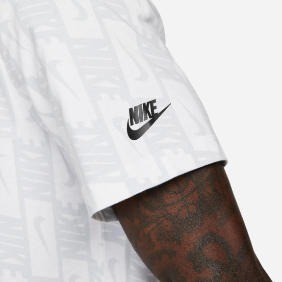 Футболка Nike NSW Repeat Short-Sleeve Tee Prnt DR9974-100 (Оригінал) - фото №3