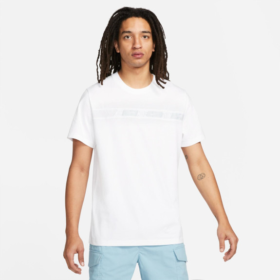 Футболка Nike Men NSW Repeat Ss Top DM4675-101 (Оригінал) Футболка Nike Men NSW Repeat Ss Top DM4675-101 (Оригінал)