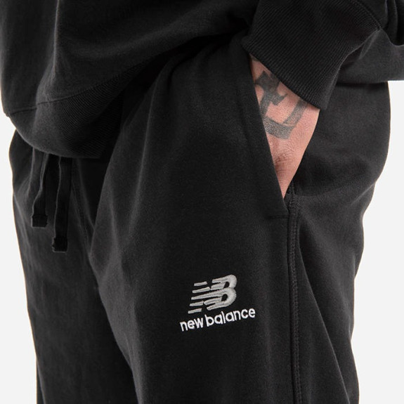 Штаны New Balance Essentials Uni UP21500BK (Оригинал) - фото №2 Штаны New Balance Essentials Uni UP21500BK (Оригинал) - фото №2