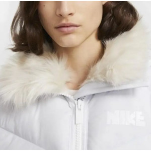 Жіноча Куртка Nike Parka Down Fill Faux Fur Pure Platinum ct3267-043 (Оригінал)